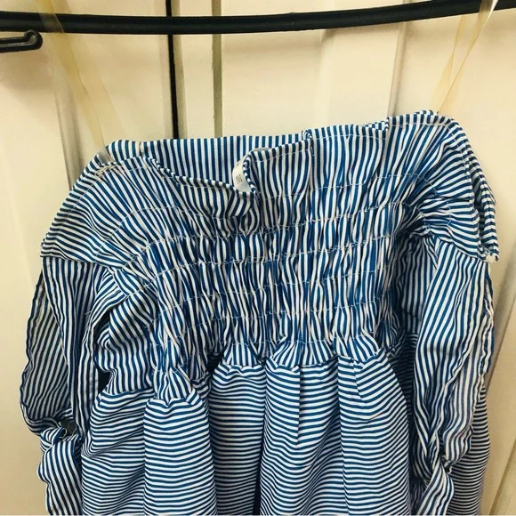 Blue & white embroidered top - Picture 5 of 7